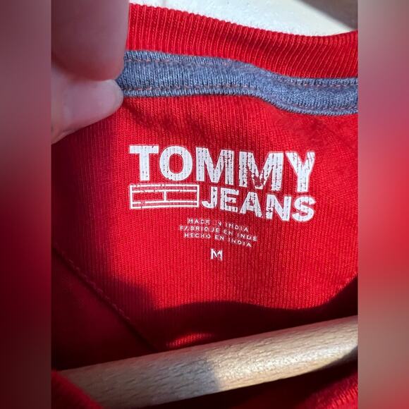 Tommy jeans red t shirt oversized short sleeve - Picture 2 of 4
